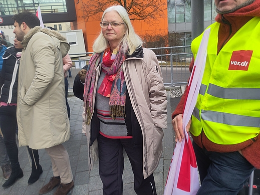 Dr. Ute Künkele auf der Demo