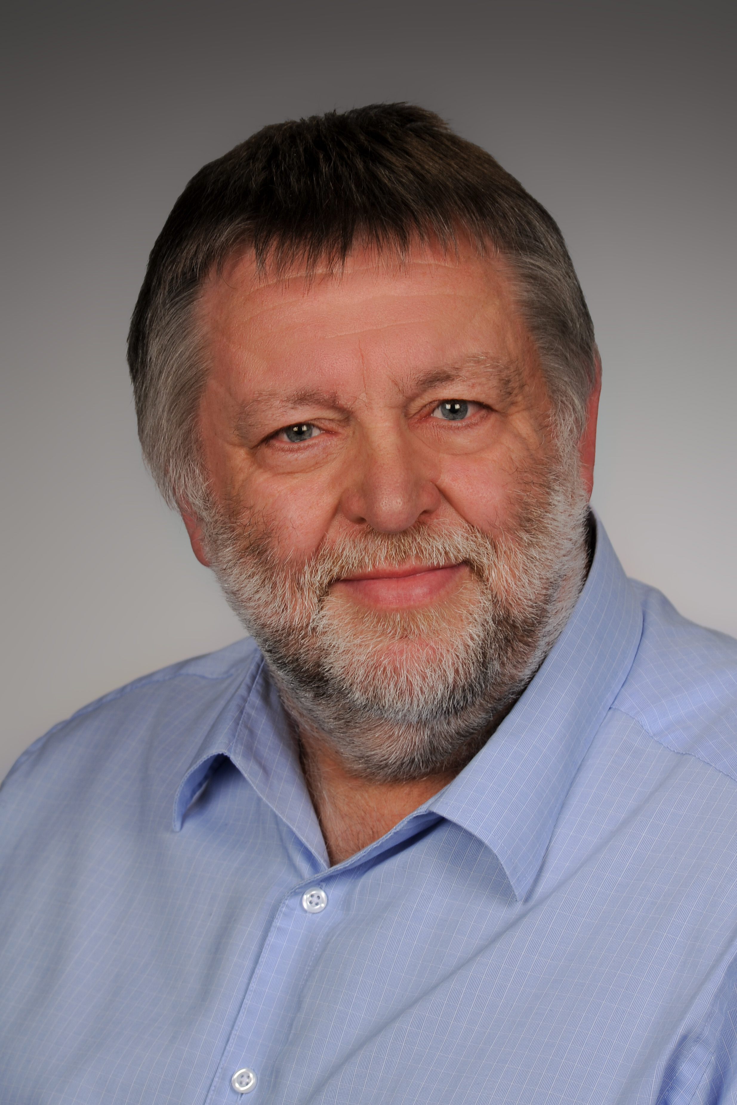 Helmut Kauer Helmut Kauer